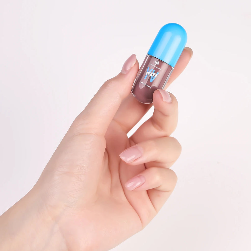 Portable Lip Oil – Compact, Travel-Friendly, Moisturizes Dry Lips Instantly, Ideal for Busy Women, Students, and Party Looks Tha Zpaxo