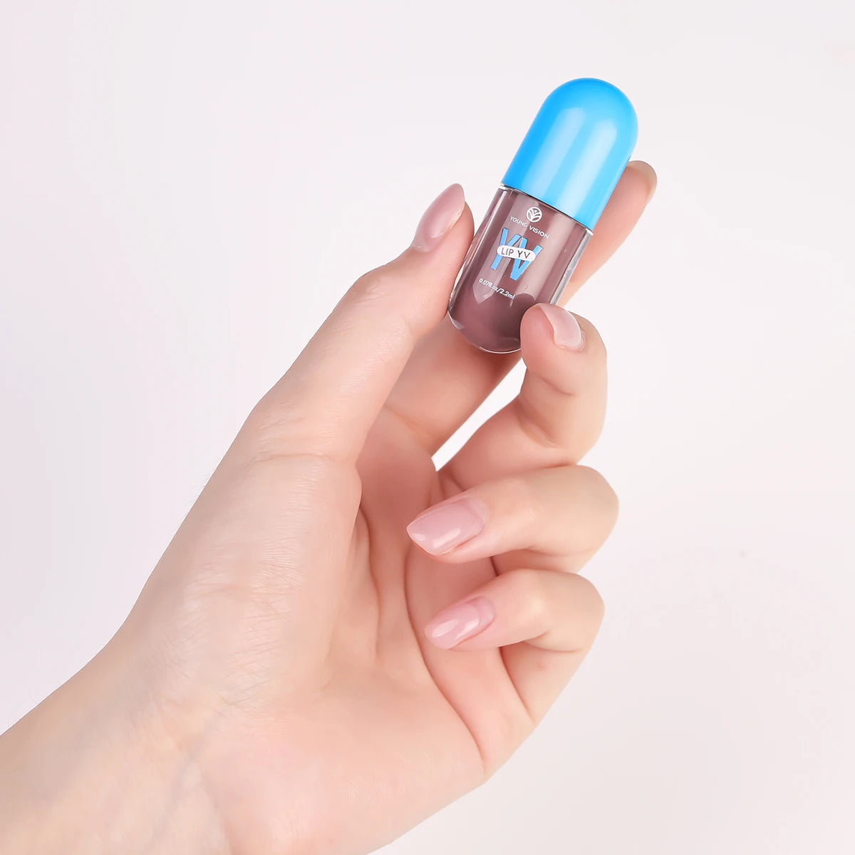 Portable Lip Oil – Compact, Travel-Friendly, Moisturizes Dry Lips Instantly, Ideal for Busy Women, Students, and Party Looks Tha Zpaxo