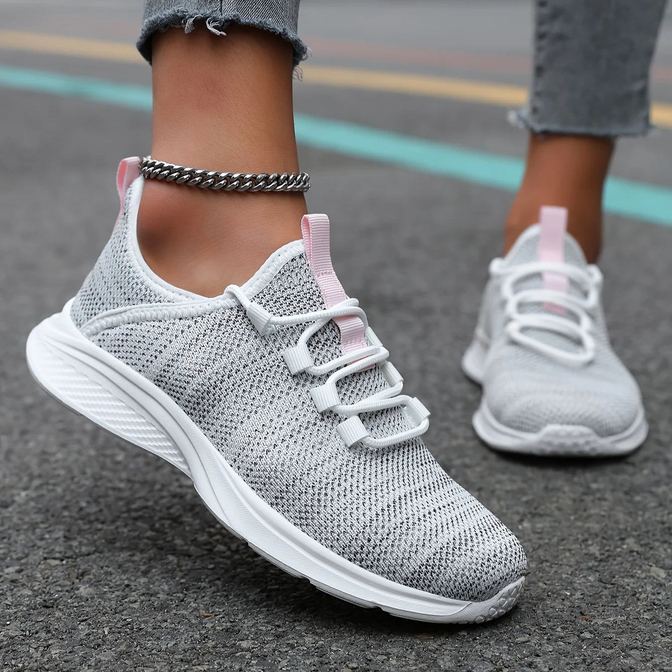 Four Seasons Fashion Casual Women's Breathable Lightweight Anti-Slip Durable Outdoor Sports Shoes Couple Running Sneakers Road Zpaxo