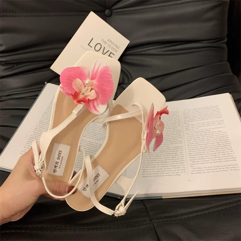 Sandals Shoes for Women's New Summer Flower Open Toe Sandals Flat Bottomed Low Heeled Shoes Sandals Women 2025 Zpaxo