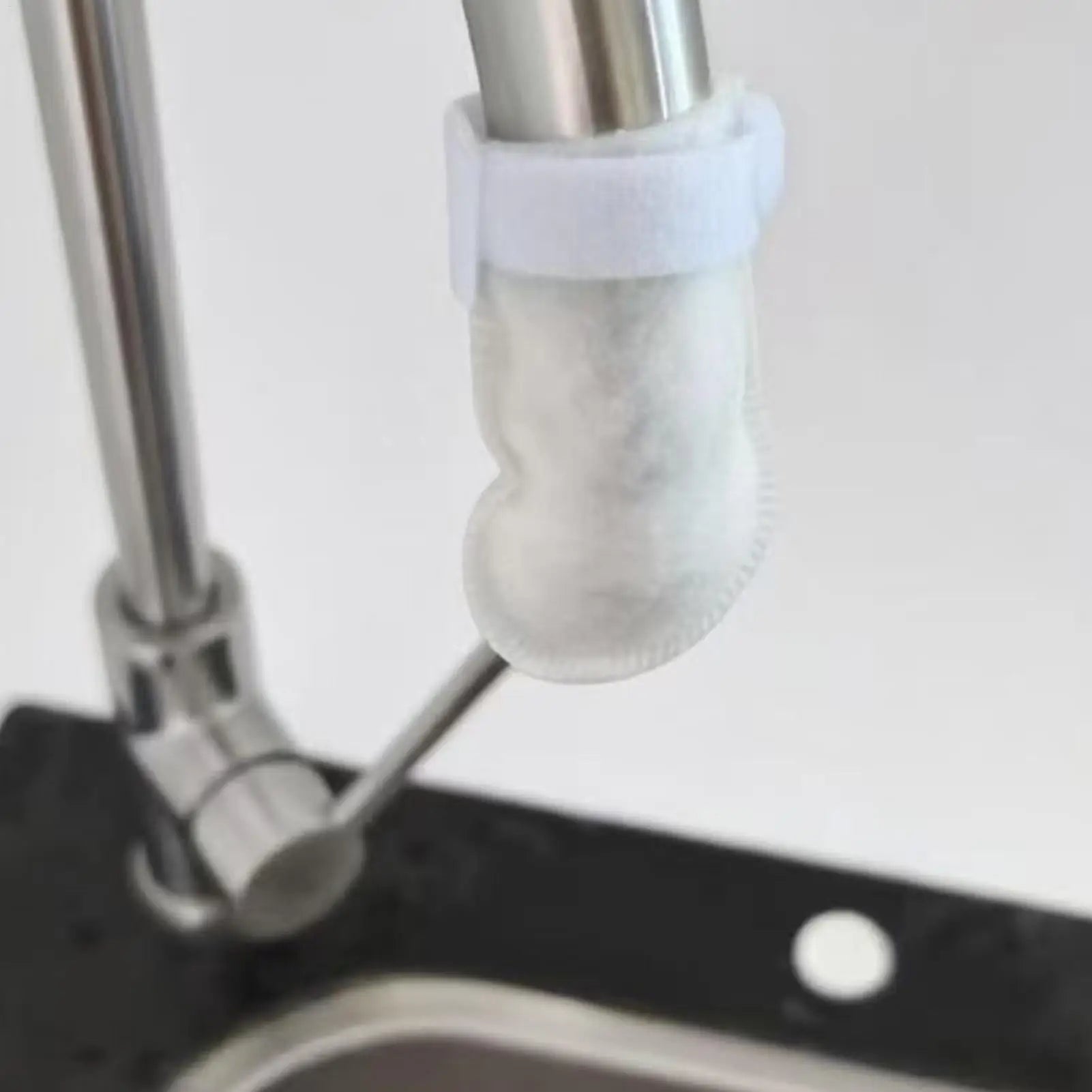 50Pcs Universal Faucet Filter Cotton Anti-splash Thickened Faucet Filter with T-strap Tap Water Filter Bag for Kitchen Sink Zpaxo
