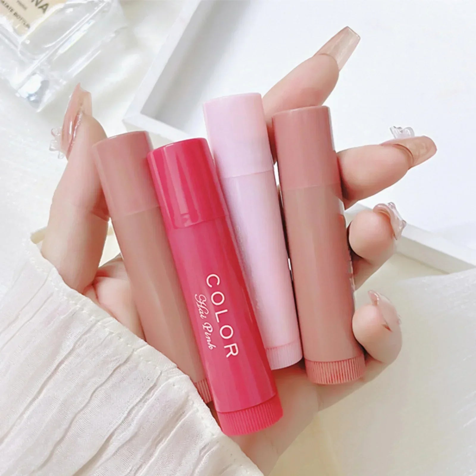 Moisturizing Lipstick Lip Balm Waterproof Nourish Non-greasy Gloss