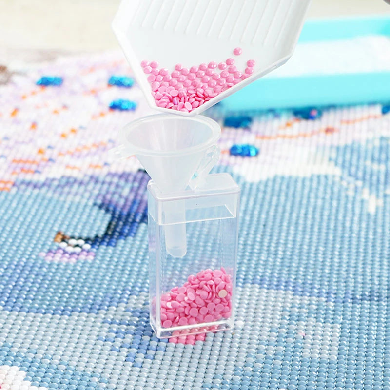4-Pack Mini Plastic Funnels – Diamond Painting & Bottle Fill