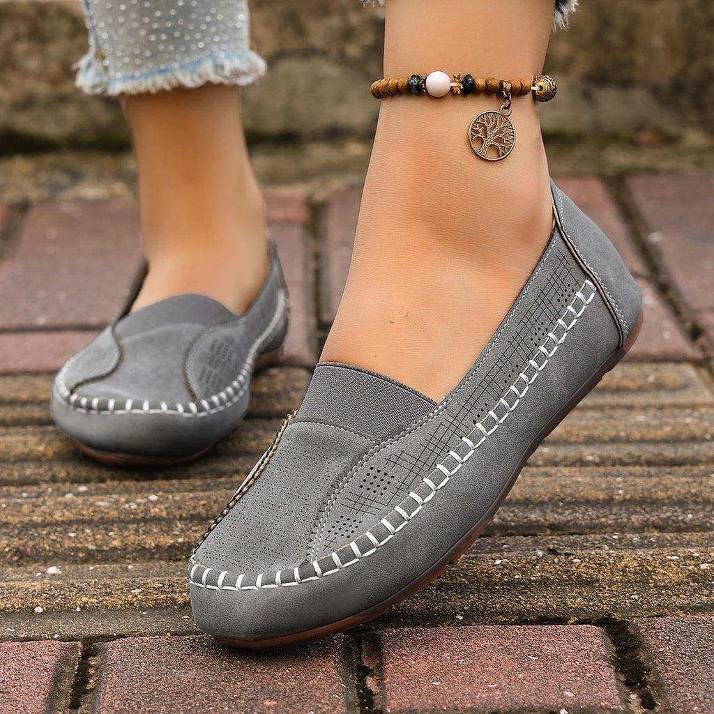 Women Flats Loafers Soft Leather Breathable Women Boat Shoes Casual Designer Shoes Ladies Comfortable Outdoor Sneakers Women Zpaxo GRAY 42