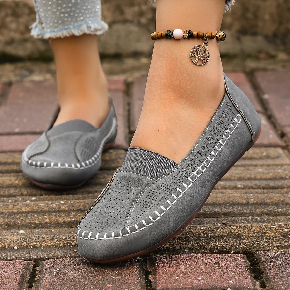 Women Flats Loafers Soft Leather Breathable Women Boat Shoes Casual Designer Shoes Ladies Comfortable Outdoor Sneakers Women Zpaxo GRAY 42