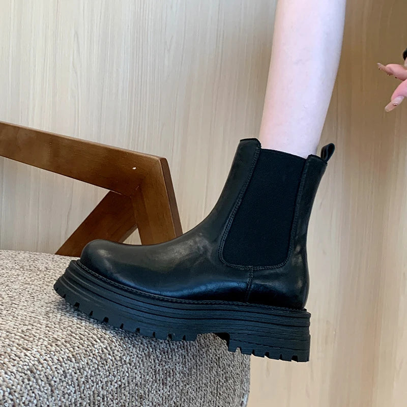 Womens Black Leather Platform Chelsea Boots Elastic Side Panels Zpaxo