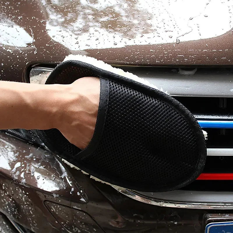 Plush Microfiber Car Wash Mitt – Waxing & Polishing Glove
