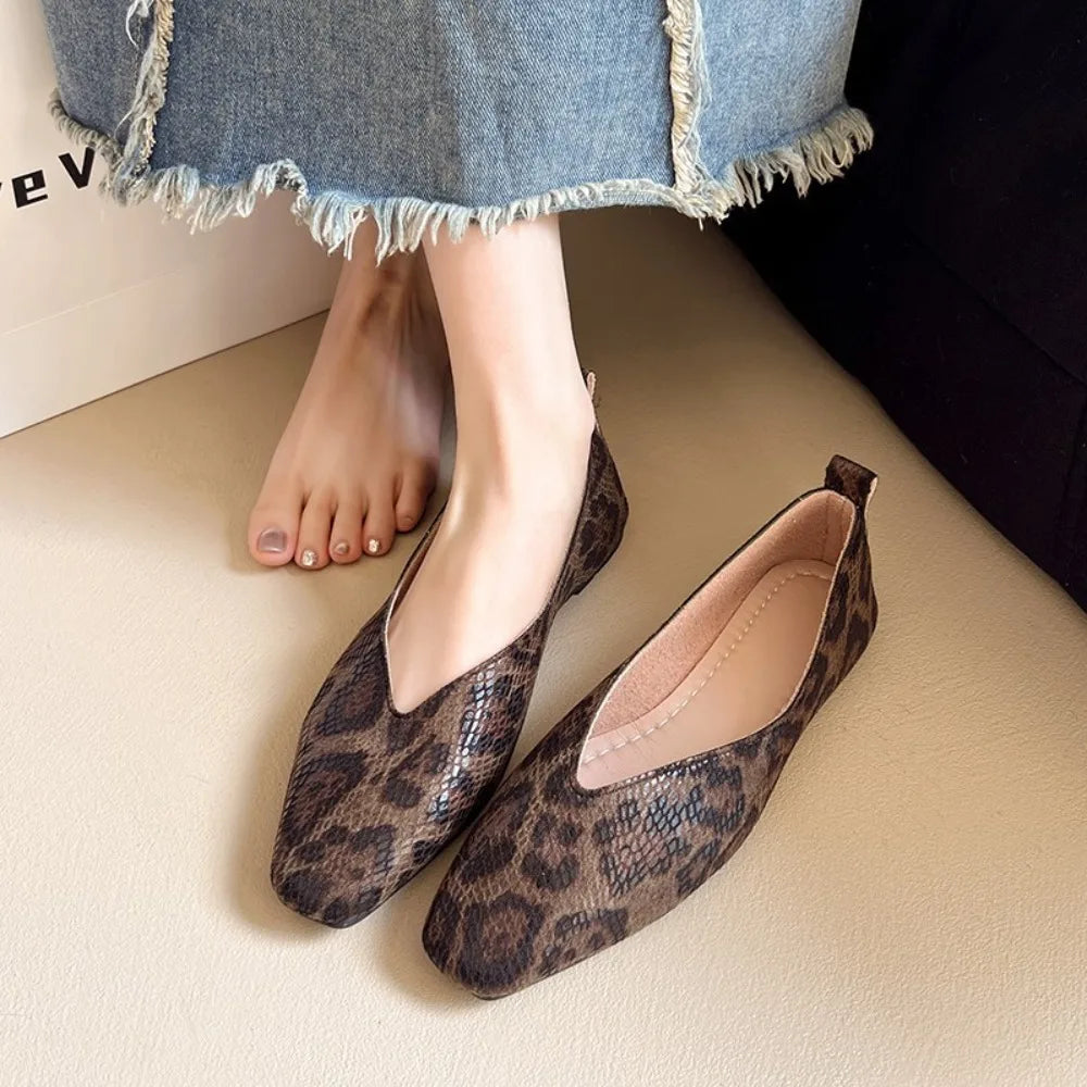 Big 35-43Snake Pattern Leather Woman Square Toe Shallow Ballet Flats