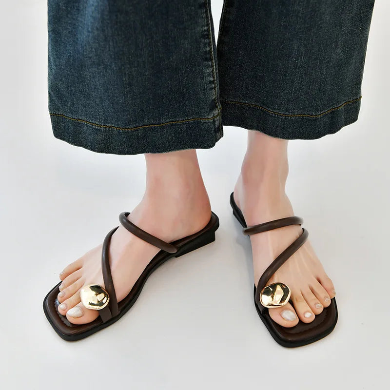 Women's Elegant Slides Sandals Fashion Metal Decoration Low Heel