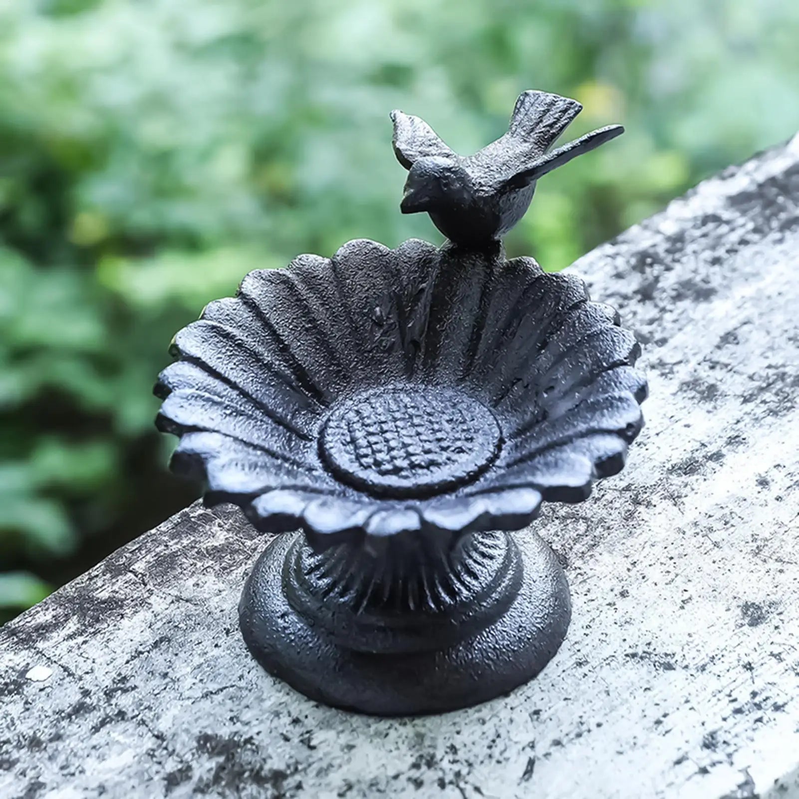 Bird Bath Decorative Metal Feeder Garden Decor Water Bowl Hummingbird