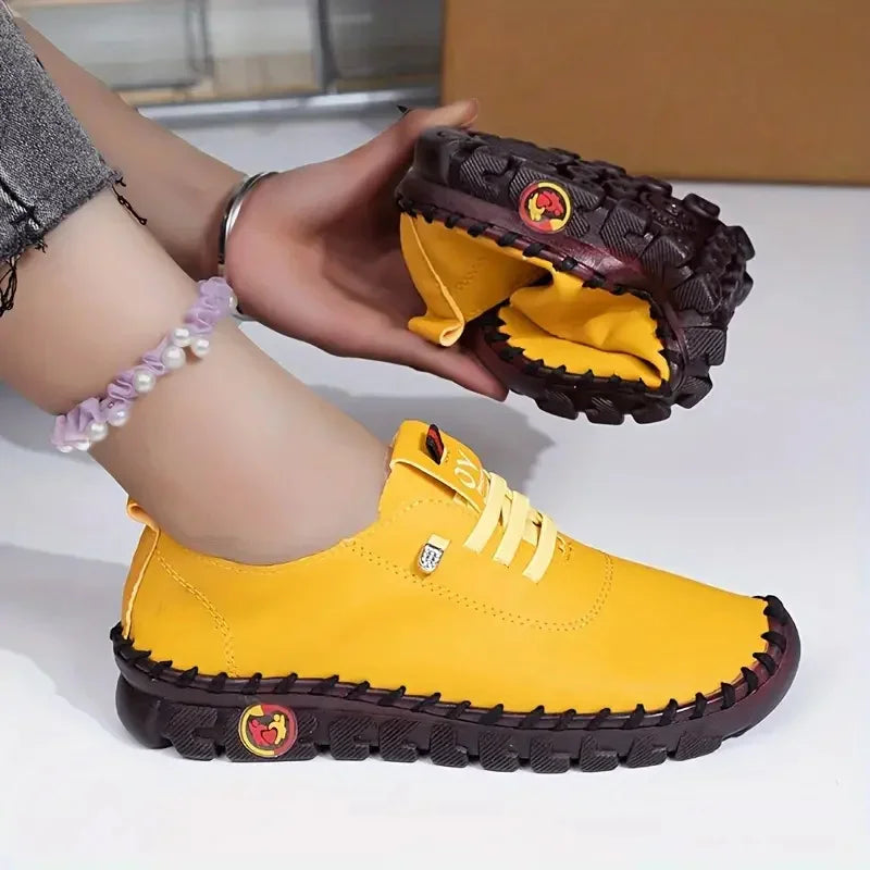 New Women Sneakers Comfortable Soft Leather Loafers Shoes for Women Hand Sewing Thread Mom Shoes Fashion Outdoor Sneakers Women Zpaxo YELLOW 42