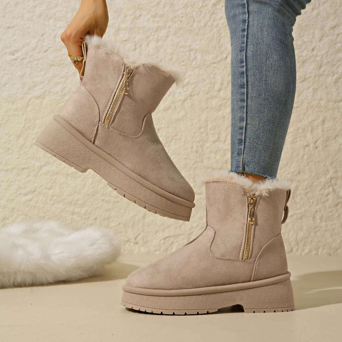 2025 New Women Thick Plush Snow Boots Outdoor Non-slip Boots Woman Keep Warm Cotton Shoes Comfortable Platform Ankle Booties Zpaxo