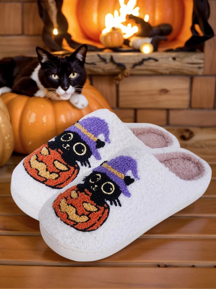 Black Cat Pumpkin Warm Slip-on House Shoes Comfortable Thermal Couple Slippers Non-Slip Fuzzy Closed Toe Slippers for Winter Zpaxo