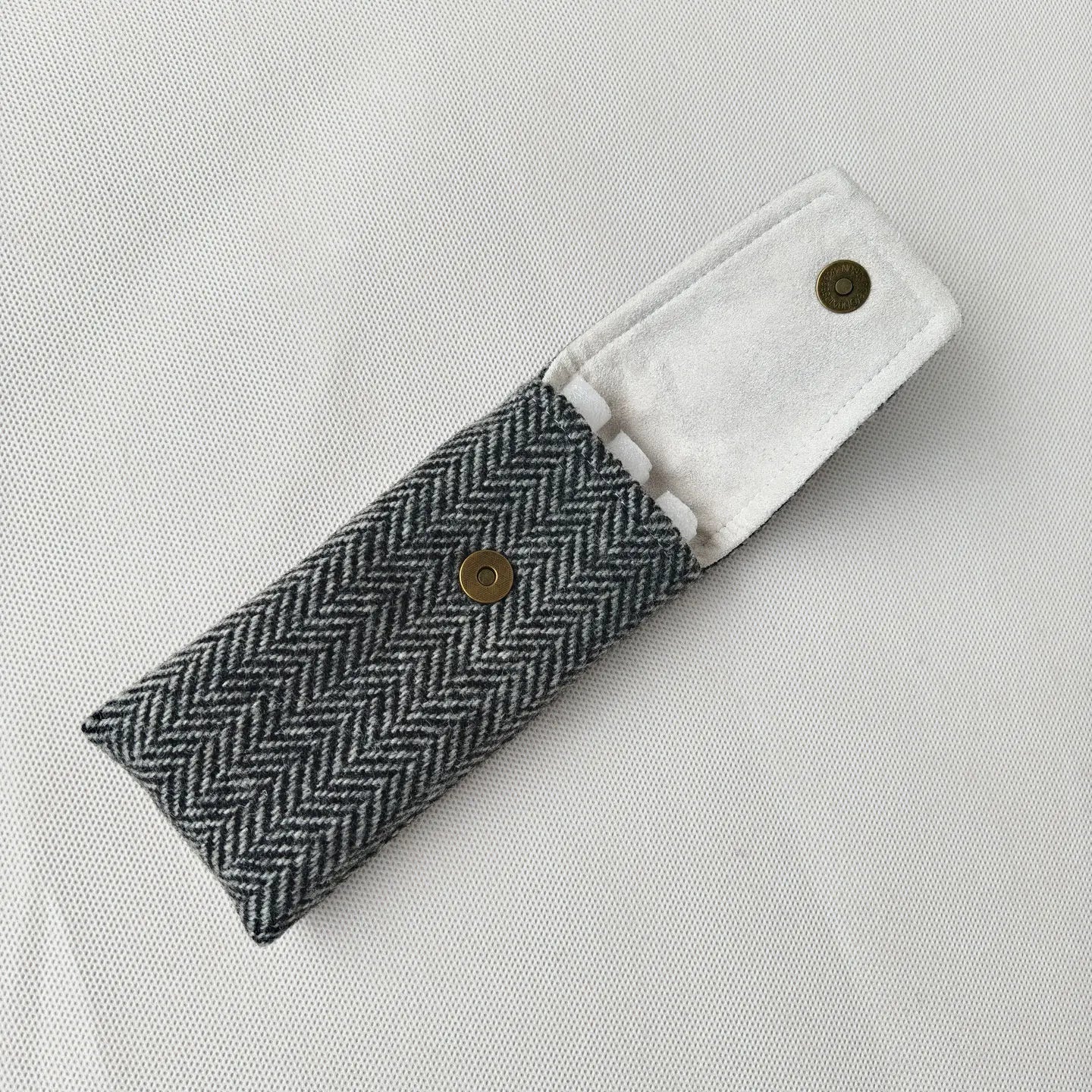 Original DIY High-Quality Wool Plaid Pencil Case 3-Hole Pen Bag Protective Cover Portable Pencil Pouch Zpaxo 3kongrenziwen