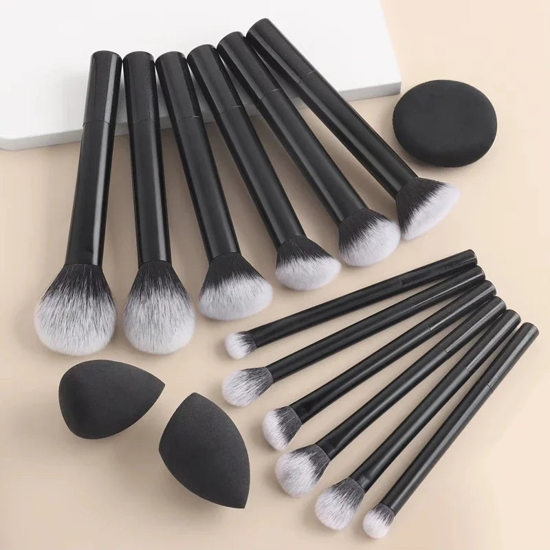 Professional Soft Aluminum Tube Makeup Brush Velvet Bag Foundation