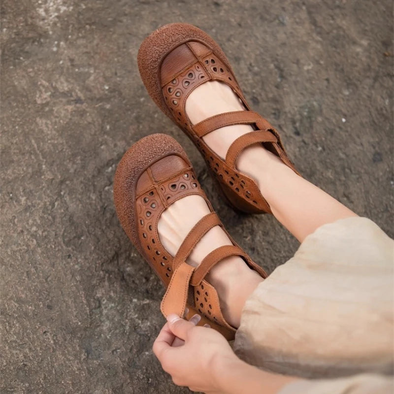 2025 Summer Retro Handmade Lightweight Women Shoes Soft Bottom Mom