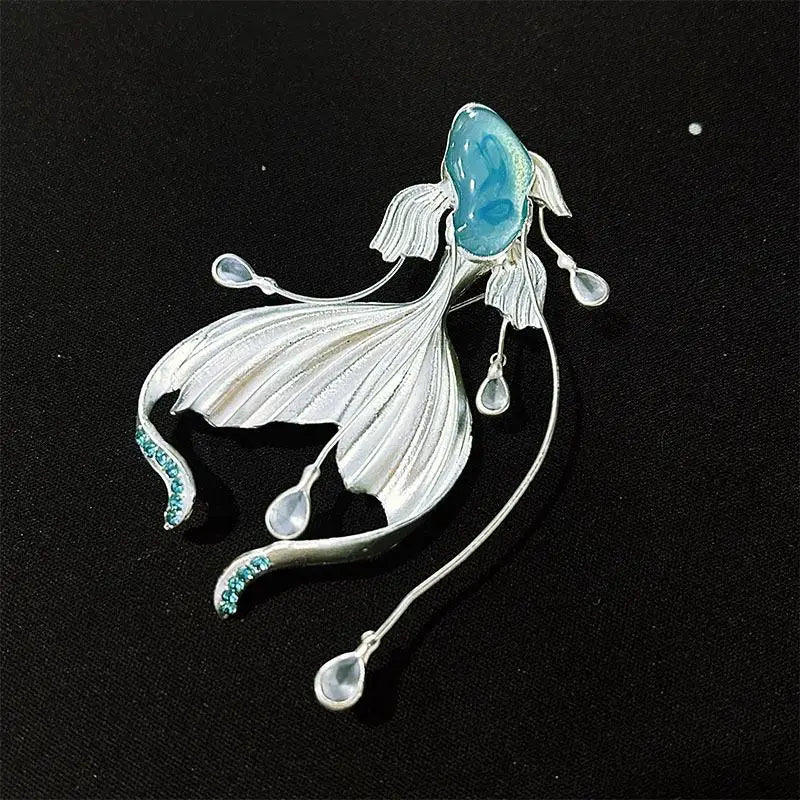 Cute Crystal White Fish Brooch Elegant High-end Dreamy Luxury Zpaxo