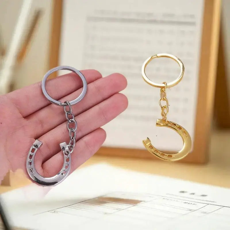 Fresh Design Small Horse Step Pendant Modern Minimal Lucky Horseshoe Zpaxo