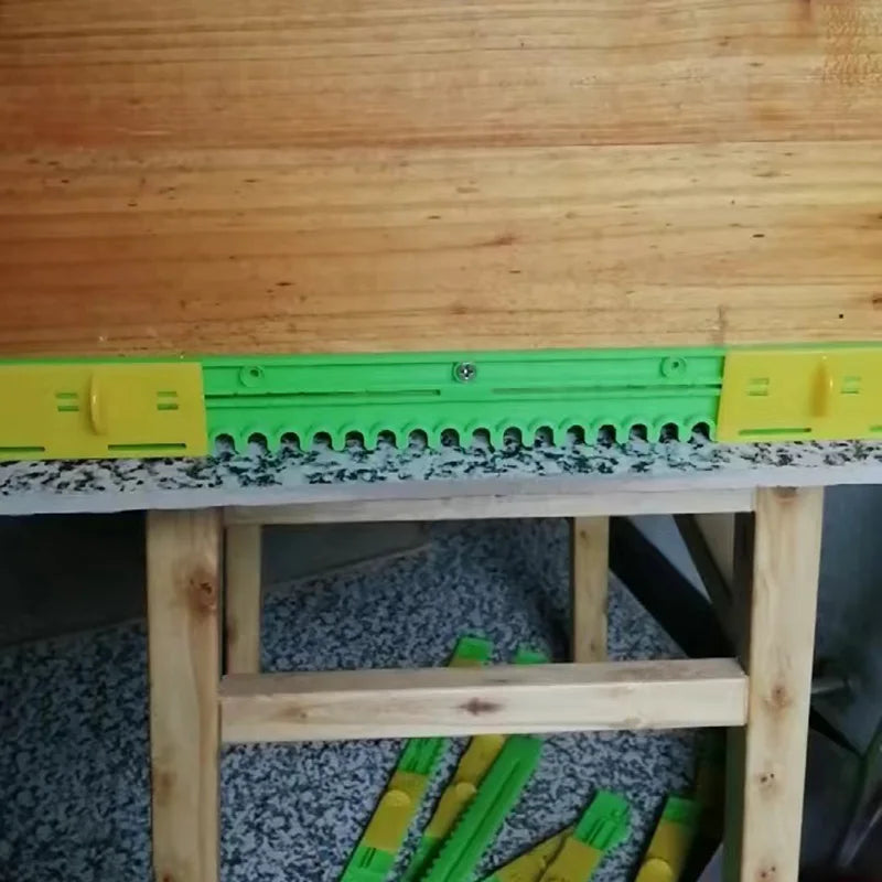 Beekeeping Plastic Beehive Door Prevent Bees Escaping Tools
