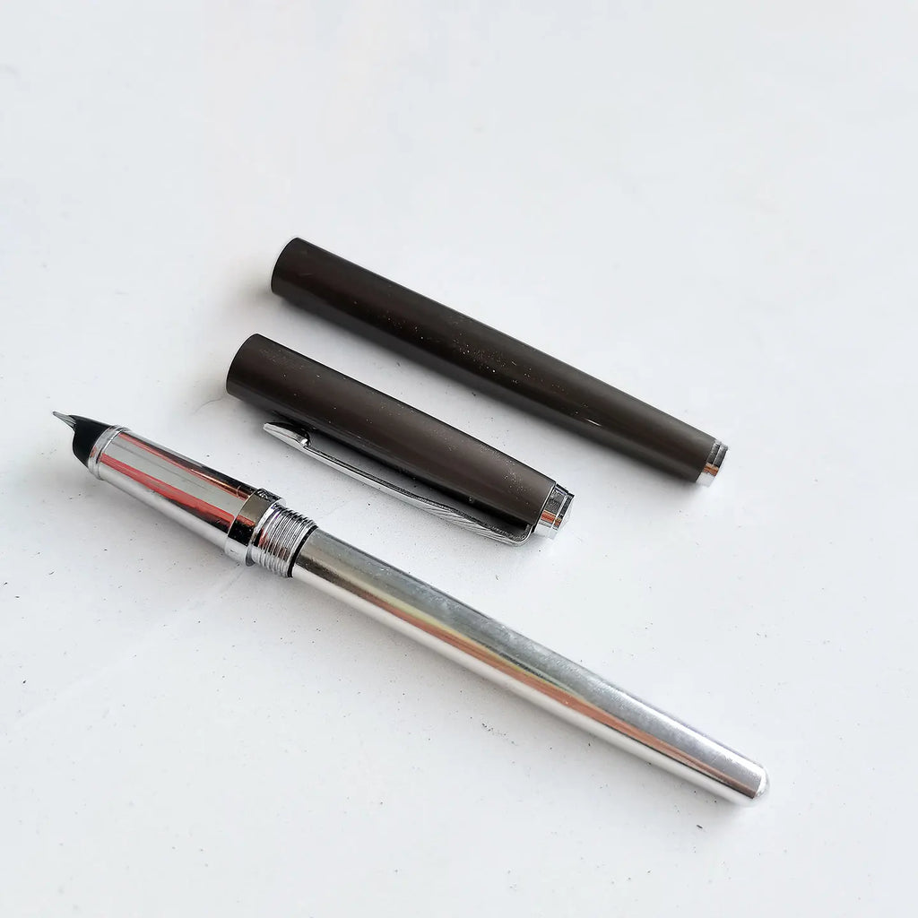 Old Stock YongdSsheng 833 Fountain Pen Short Pen Pocket Type Elementary School Student Practice Pen Stationery Collection Zpaxo