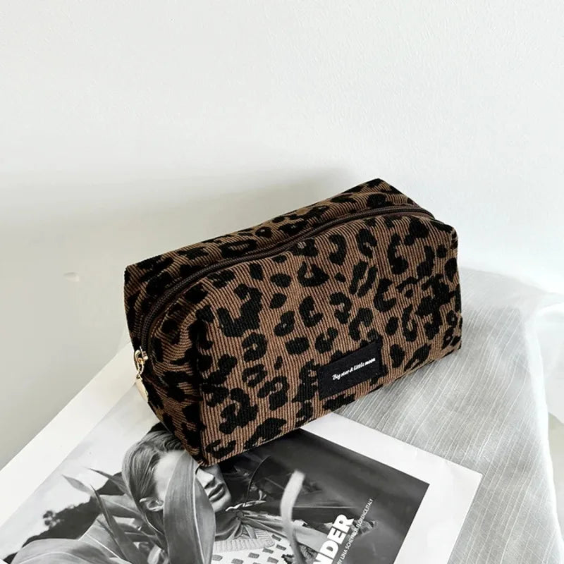 Unique Leopard Print Makeup Bag Large-capacity Cosmetic Organizer