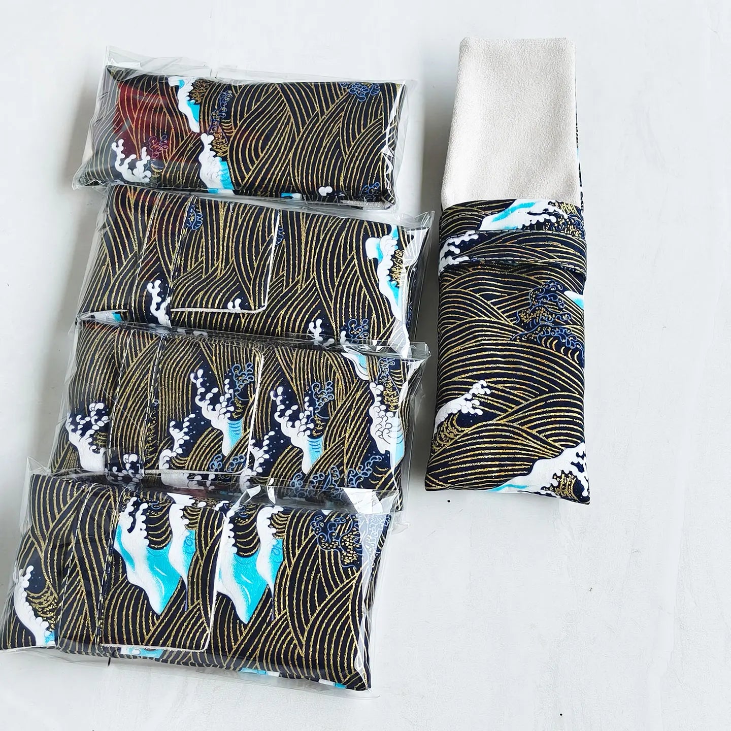 Cloth Art Pen Bag 3-Hole Pencil Bag, Pen Pouch, Pencil Case, Protective Cover, Portable Pencil Case, Velvet-Lined Zpaxo