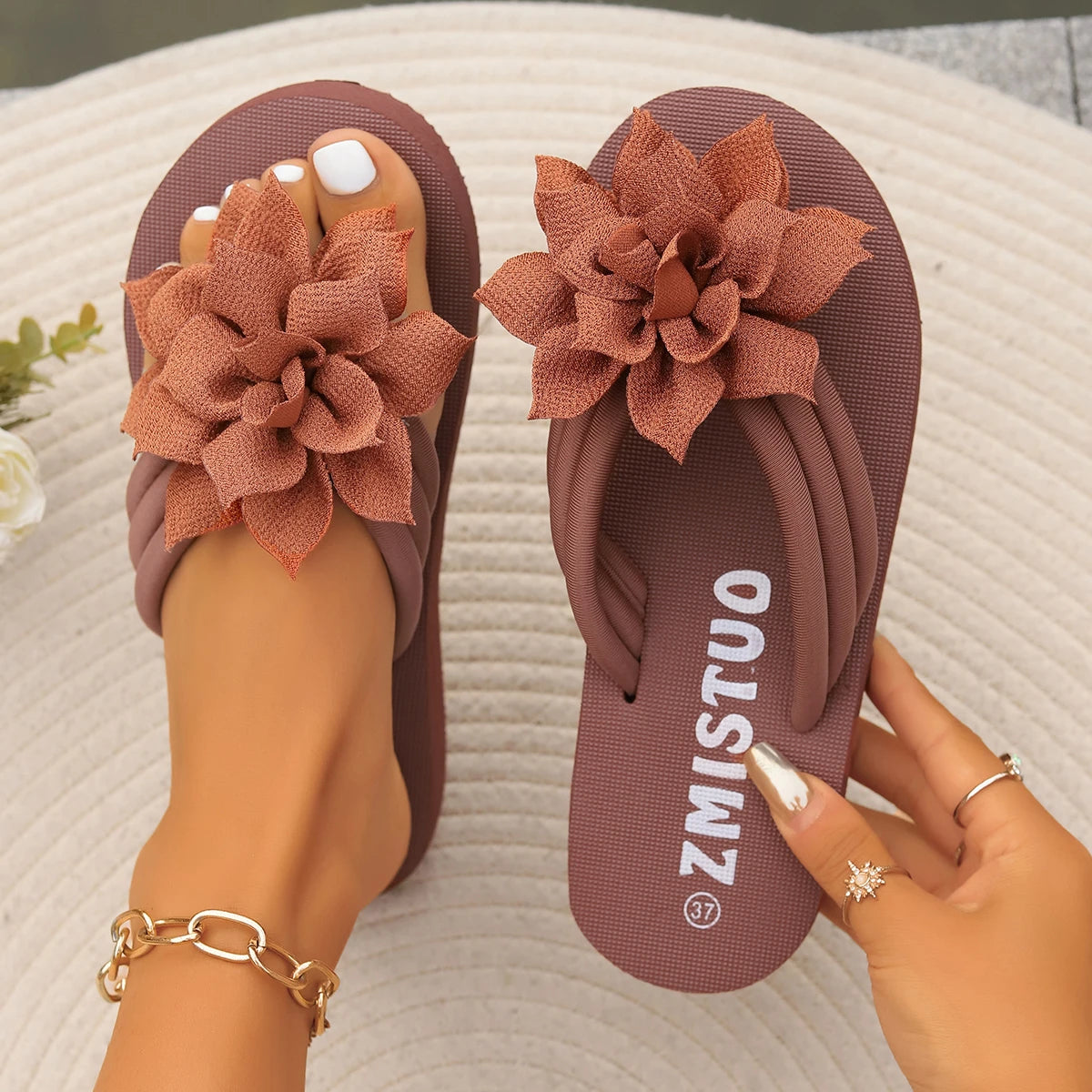 Women Slippers Lightweight Flat Sandals Fashion Flower Flip Flops Zpaxo Brown 41