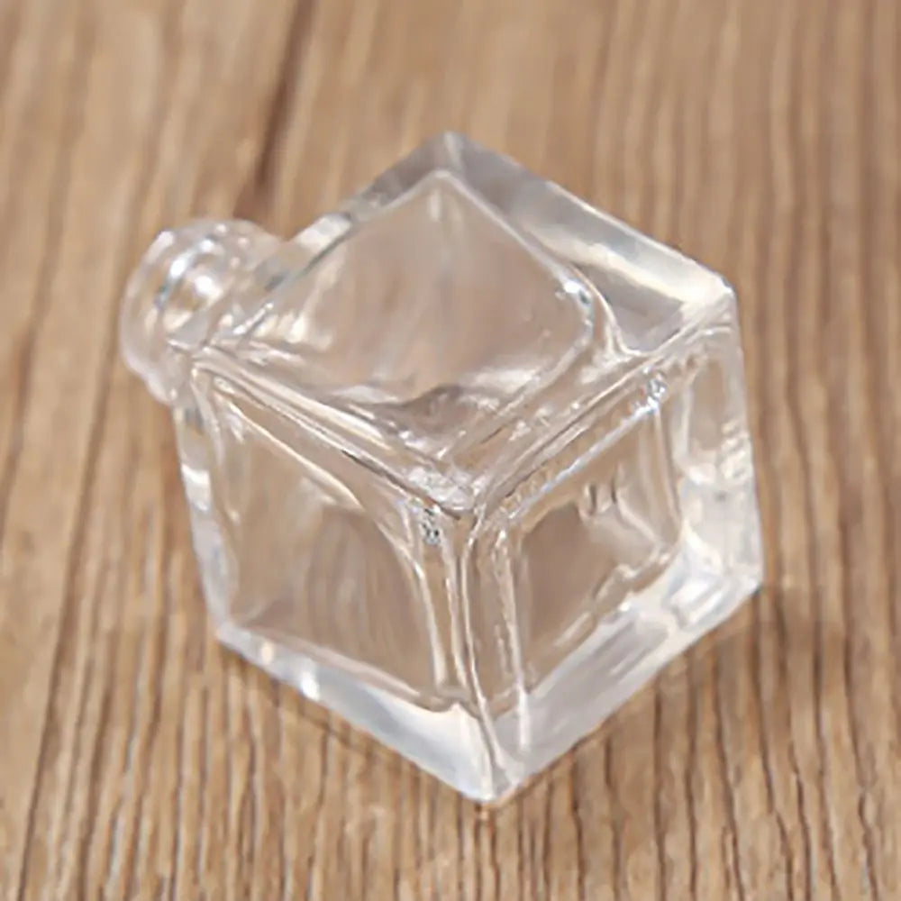Portable Perfume Bottle Glass Pendant Car Fragrant Capsule Refillable Zpaxo