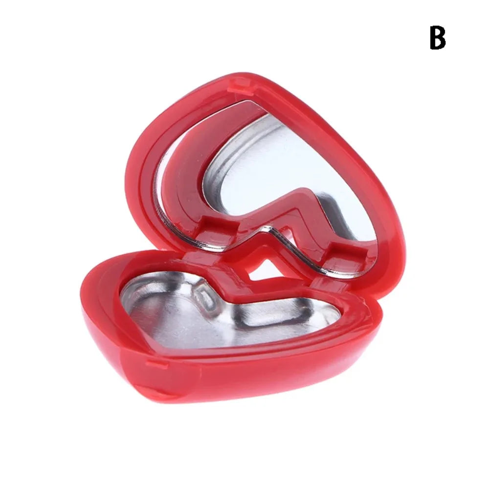 Love Heart Shape Empty Eyeshadow Case Refillable Easy Carry Rouge Zpaxo B