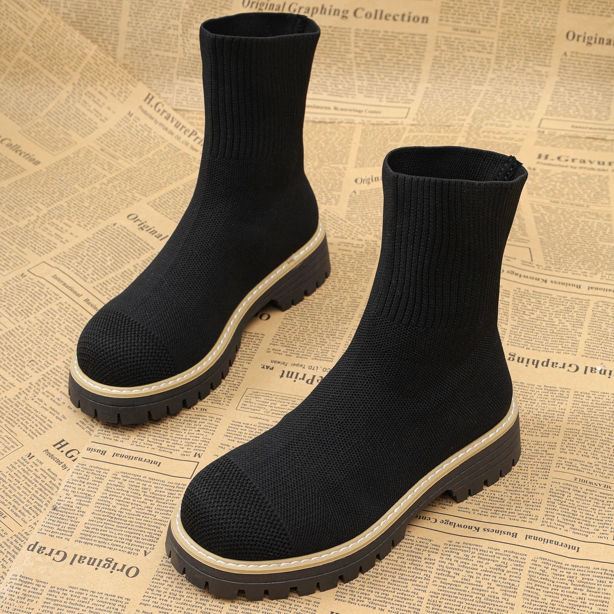2025 New Women Boots Autumn Winter Shoes Women Designer Ankle Boots Comfortable Lightweight Shoes Short Knitting Platform Boots Zpaxo