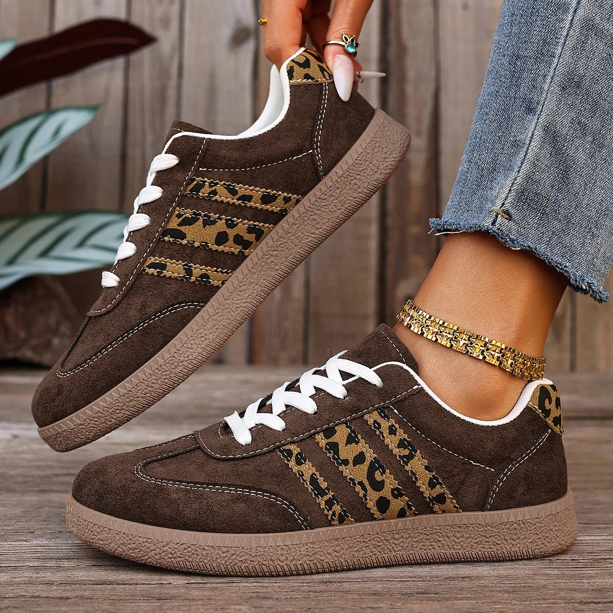 2025 New Women Sneakers Fashion Casual Flats Vulcanize Shoes Round Toe Lace Up Comfortable Flat Shoes for Women Zapatos De Mujer Zpaxo