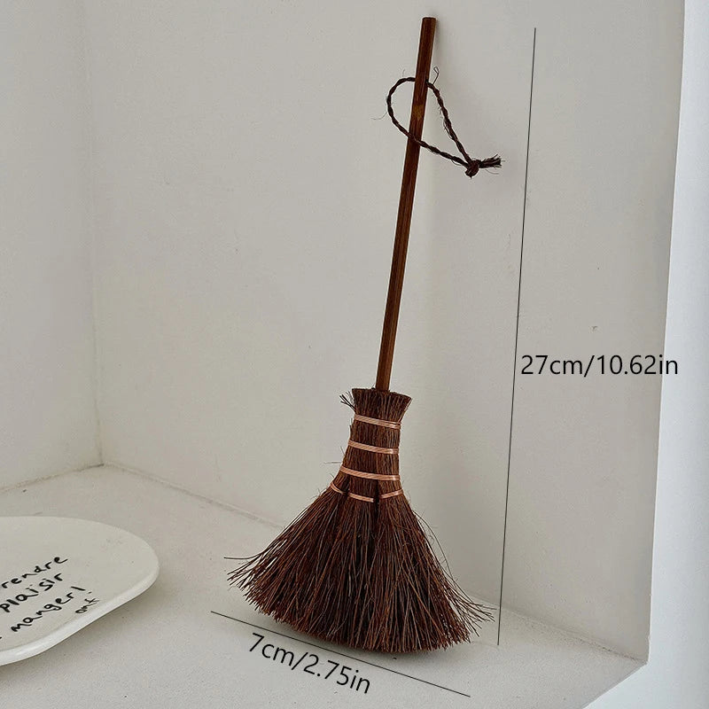 Mini Desktop Broom – Vintage Palm Bristle Desk & Home Brush Mini Cleaning Broom Zpaxo
