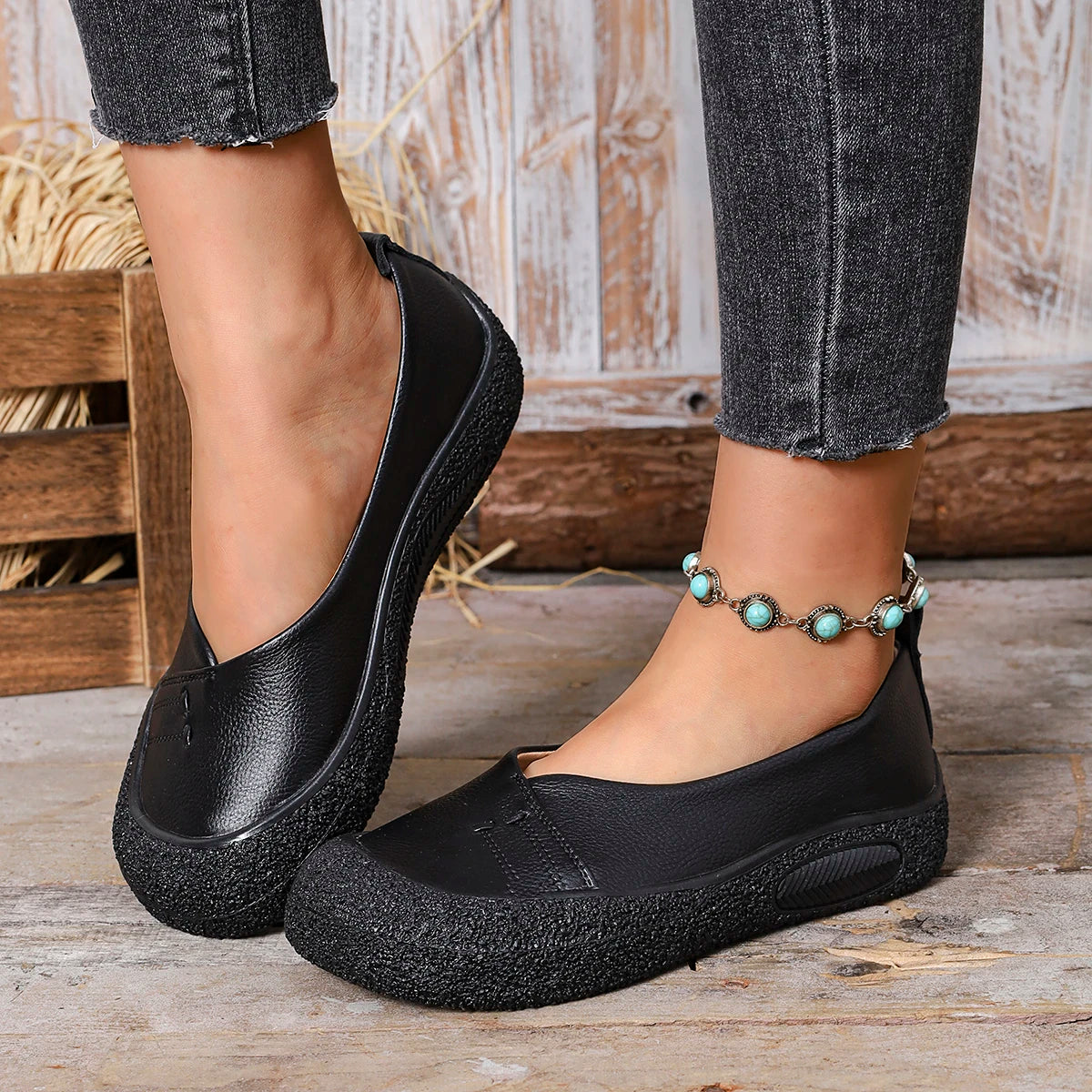Spring Autumn Women Sneakers Casual Versatile Women Luxury Soft Leather Flat Sneakers Women Slip-on Shoes Retro Handmade Loafers Zpaxo black 40
