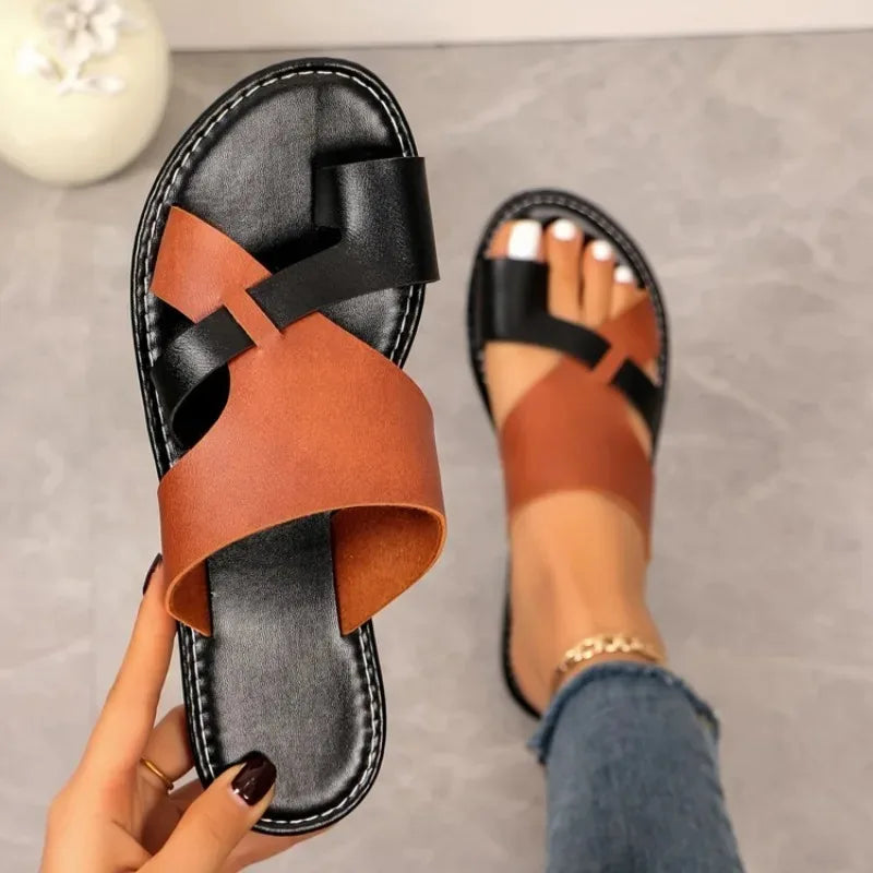 2025 Women Slippers Minimalist Thong Sandals Fashion Flat Beach