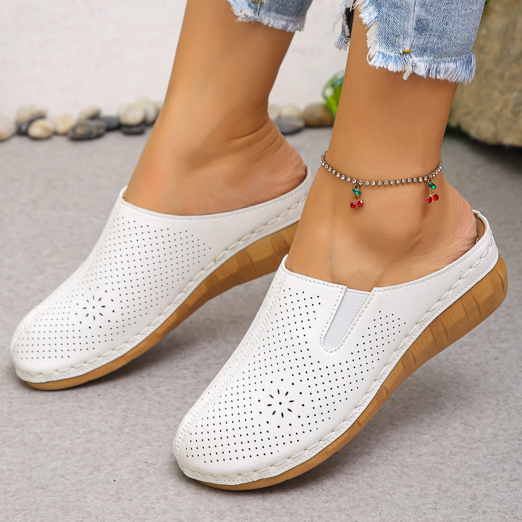 2026 Women Slippers Outdoor Leisure Beach Shoes Women Platform Mules Slippers Comfortable Slip on Fashion Sandals Slides Women Zpaxo
