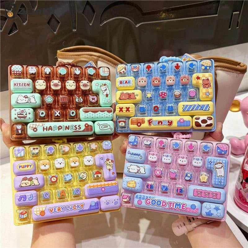 ▶1Pcs Cute 26 Keys Fidget Button Toy, Stress Relief Toy Kids Bag Hanging Pendant Decor Ornament Zpaxo