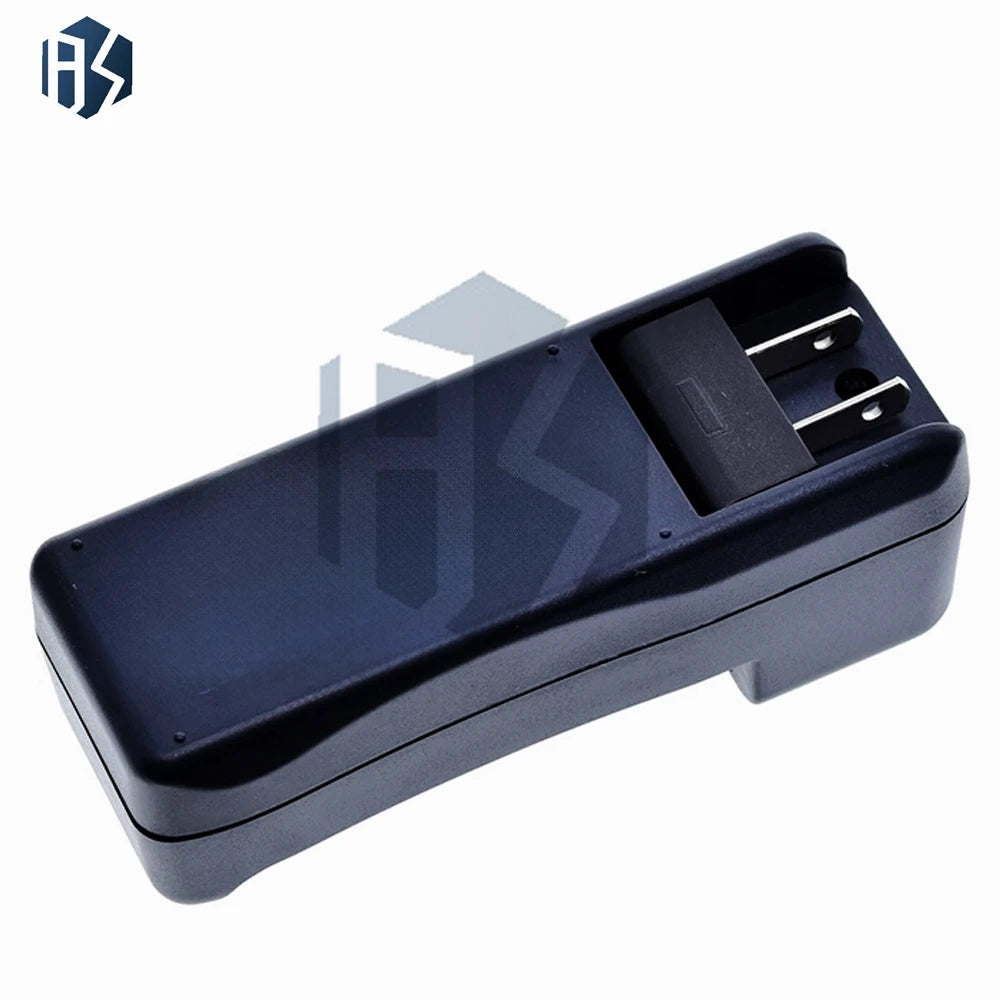 3.7V/4.2V Multi‑Battery Fast Charger, 18650/14500/26650 Compatible with Overcharge Protection & LED Zpaxo