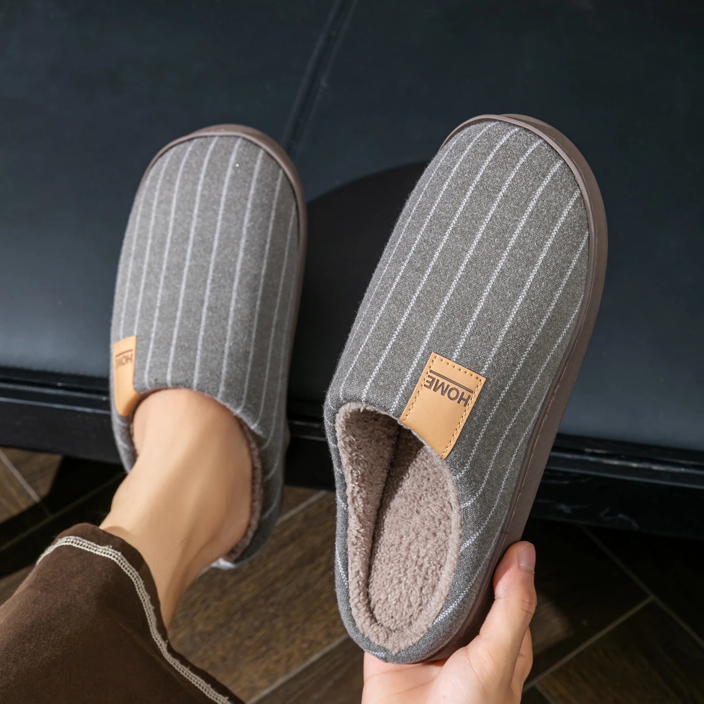 Men's Winter Slippers Non-slip Indoor House Shoes Cozy Plush Lining