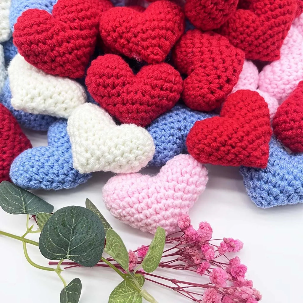 3pcs Knitted Hearts Valentine's Day Wedding Home Decoration Supplies, Handmade DIY Blue, Red, White, Pink Zpaxo