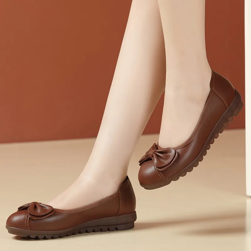 Tendon Bottom Mother Shoes Soft Leather Comfortable Middle-aged Zpaxo