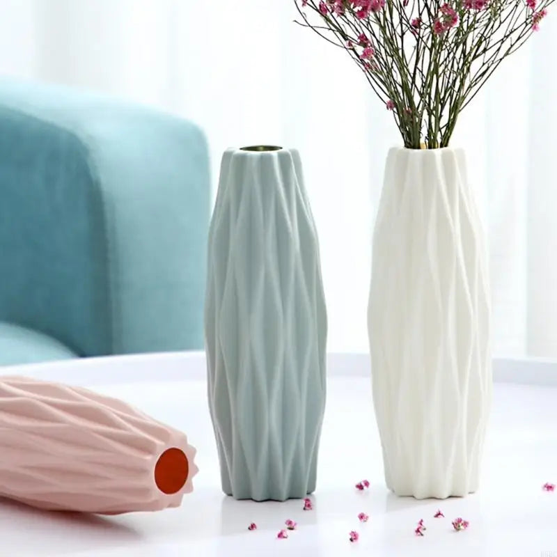 Multifunctional White Plastic Vases Shatterproof Design Faux Ceramics
