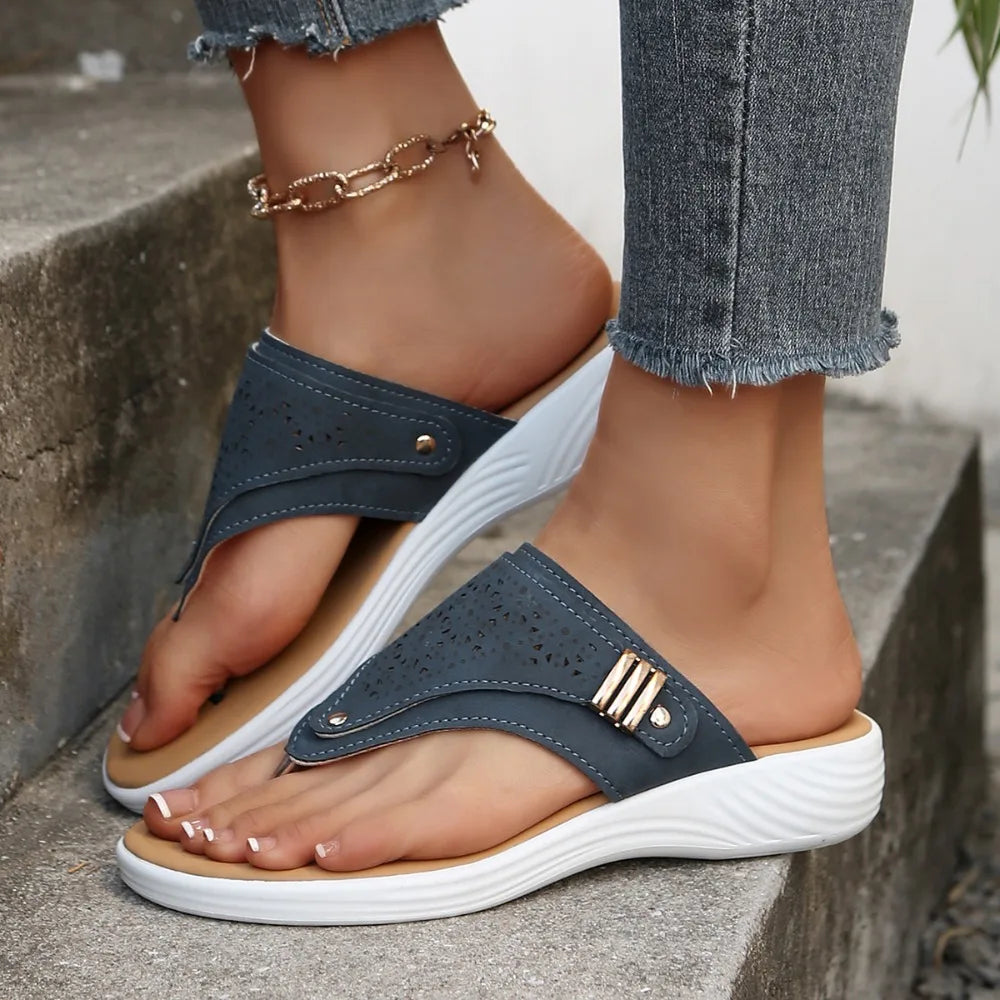 Summer Shoes Women Beach Slippers Fashion Holiday Flip Flops Thick
