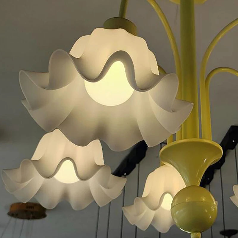 Acrylic Lily Lampshade E27 Replacement – Table & Wall Lamp Shade
