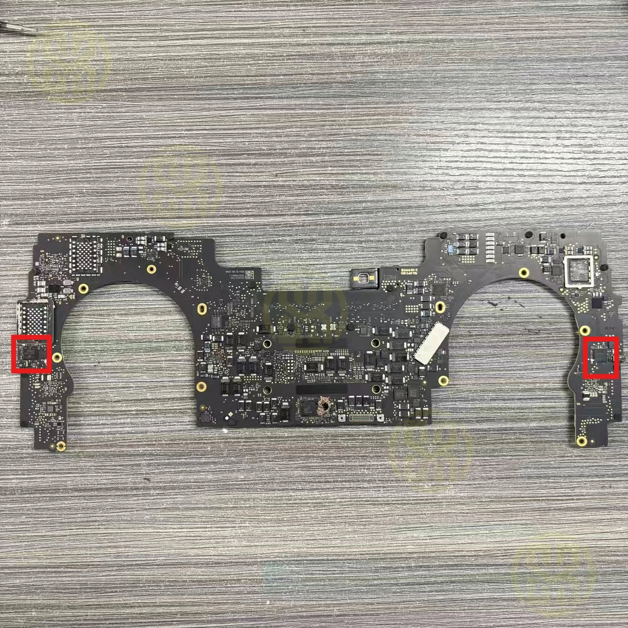 Macbook A1706 820-00239-A Faulty Logic Motherboard CD3215 Chip