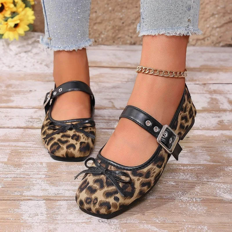 Square Closed Toe One-word Buckle Strap Solid Bow Embellishment Zpaxo
