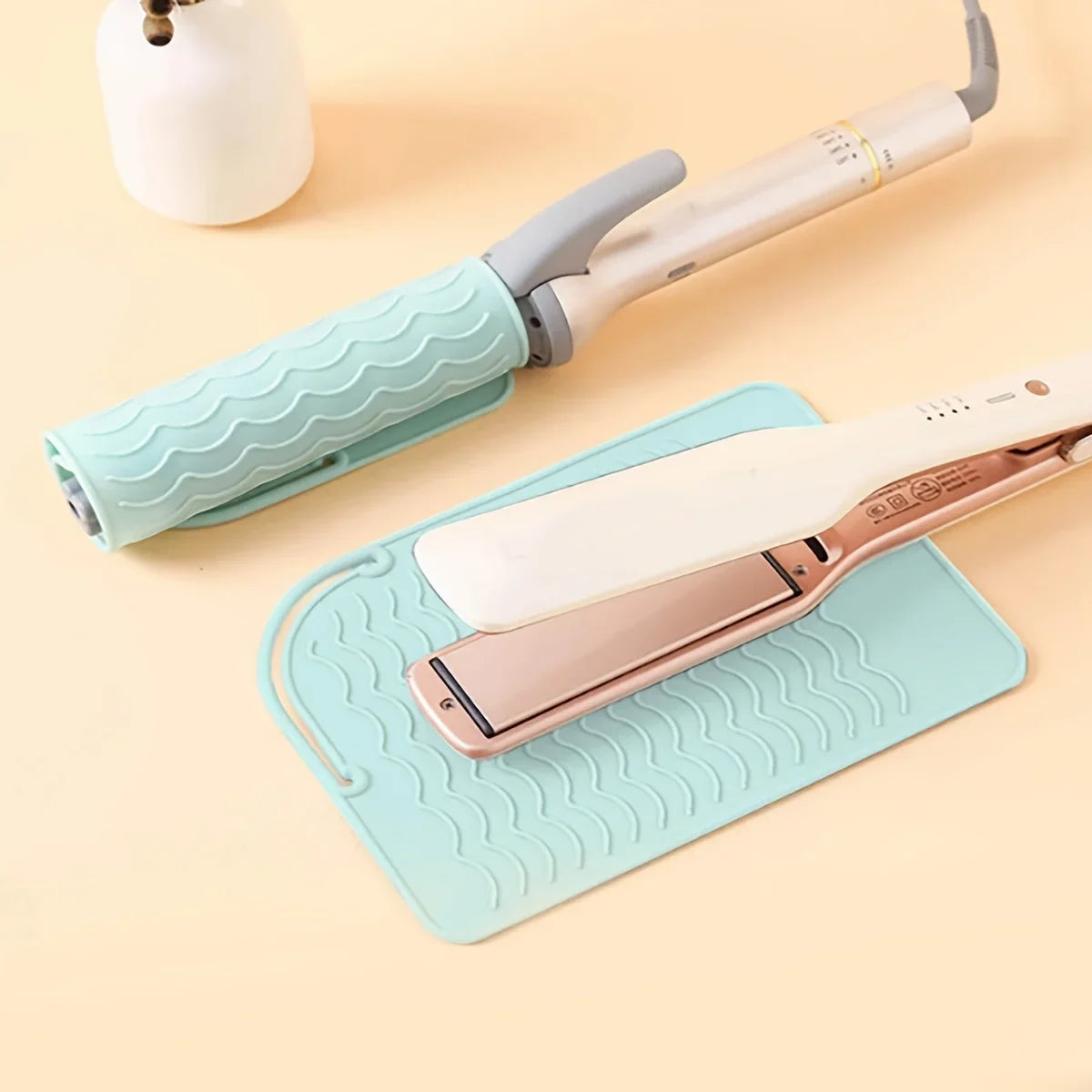 1pc Silicone Heat Resistant Mat For Hair Styling Tools, Pad For Curling lrons And Straighteners, Portable Styling Heat Mat Zpaxo