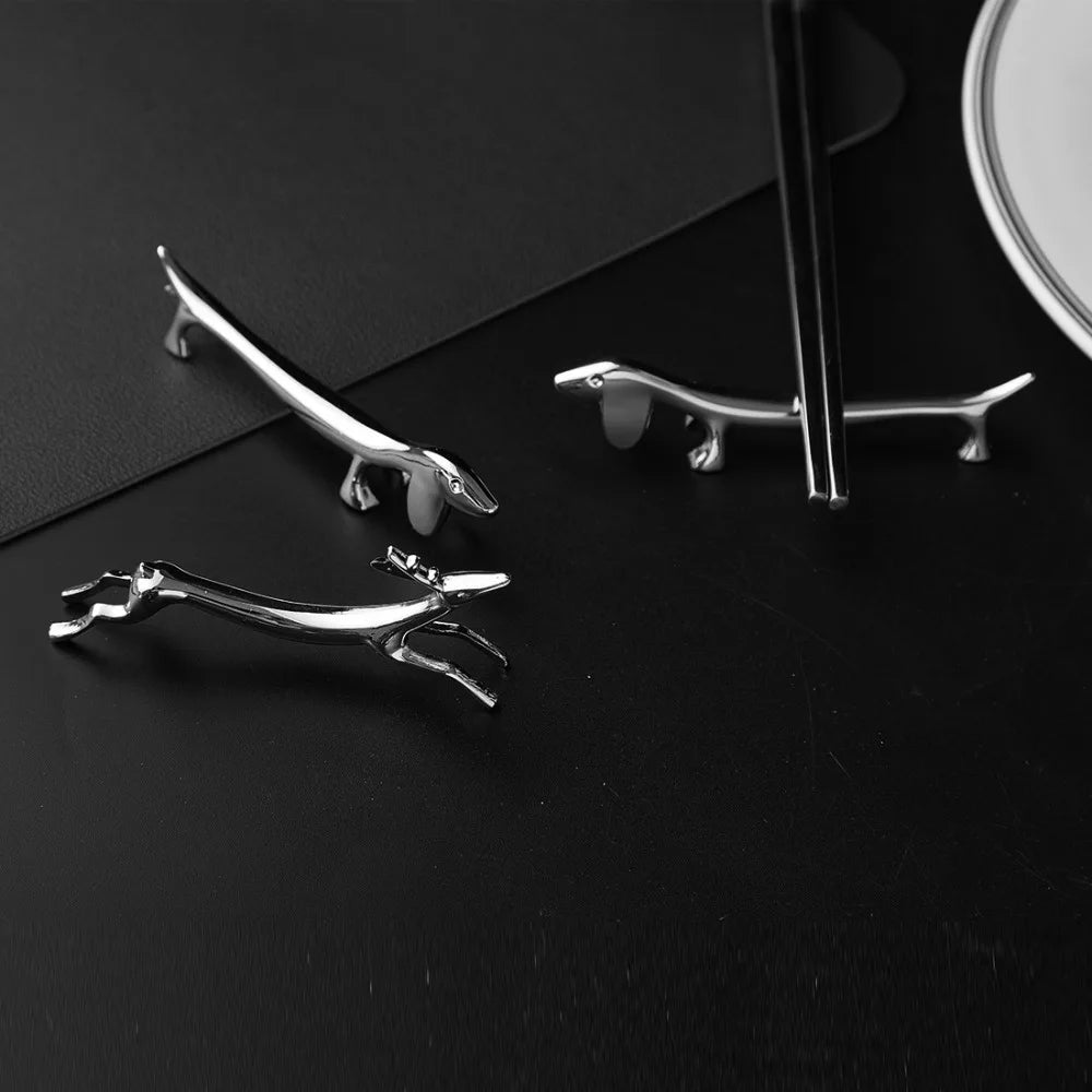 Cute Fawn & Dog Cutlery Holder – Zinc Alloy Tableware Rest Cutlery Rest Holder Zpaxo