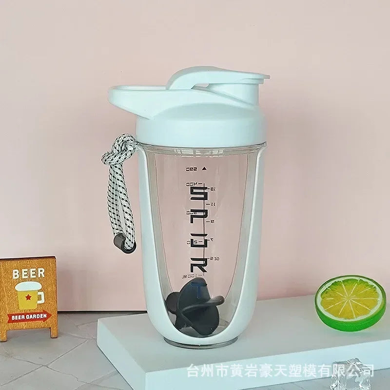 Hot Sale 590ML Protein Powder Milk Shake Cup Sports Shake Cup Office Girl Portable Handheld Water Cup with Lifting Rope Zpaxo 01