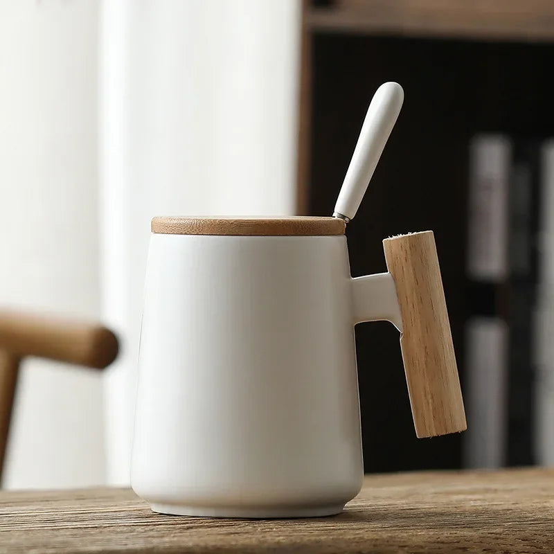 Hot Vintage Hot Selling Wooden Handle Ceramic Cup, Creative Mug, Cultural and Creative Coffee Cup with Lid Spoon Zpaxo 480ml WHITE