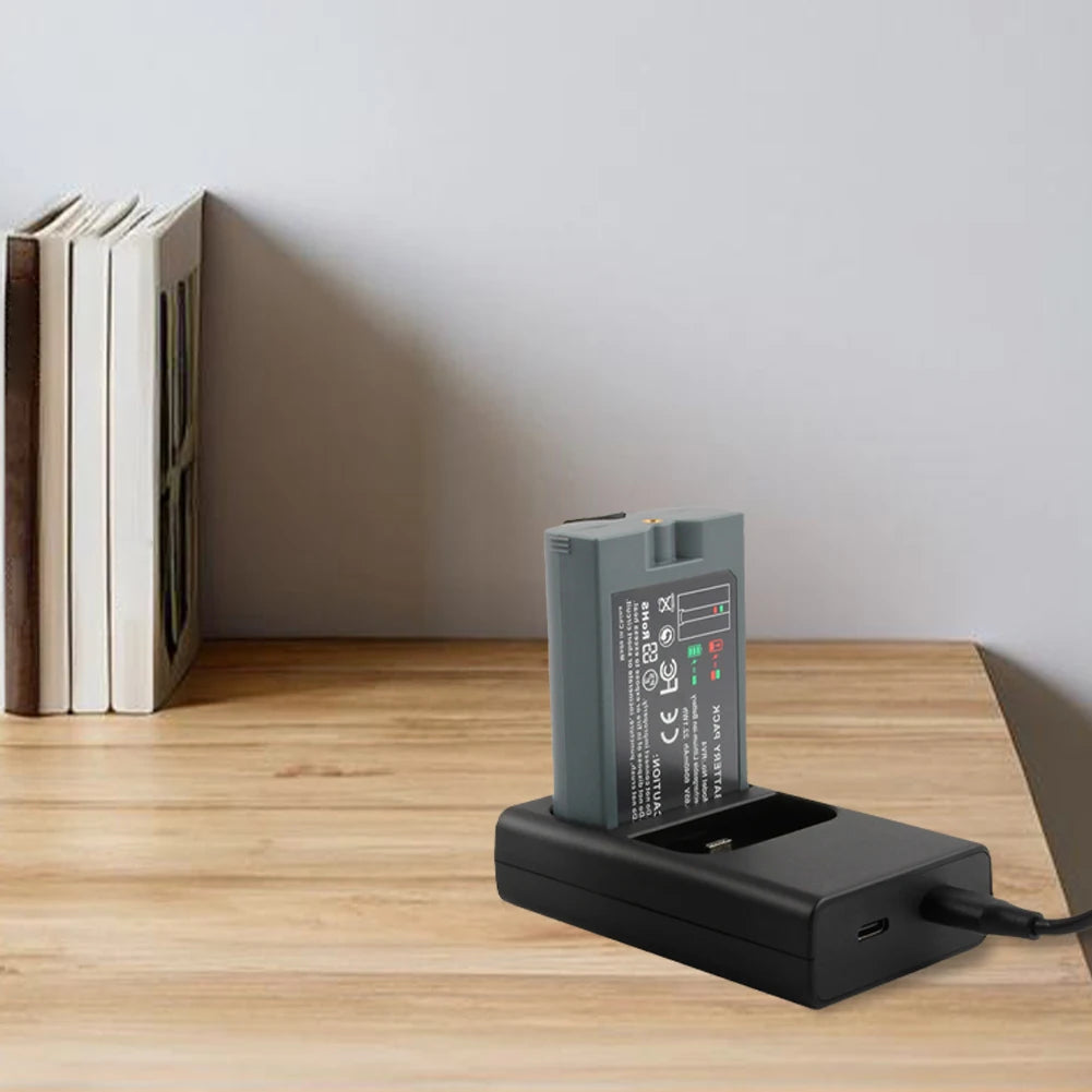 Dual-port Battery Charger DC 5V Dual Port Charging Station Ring Dock